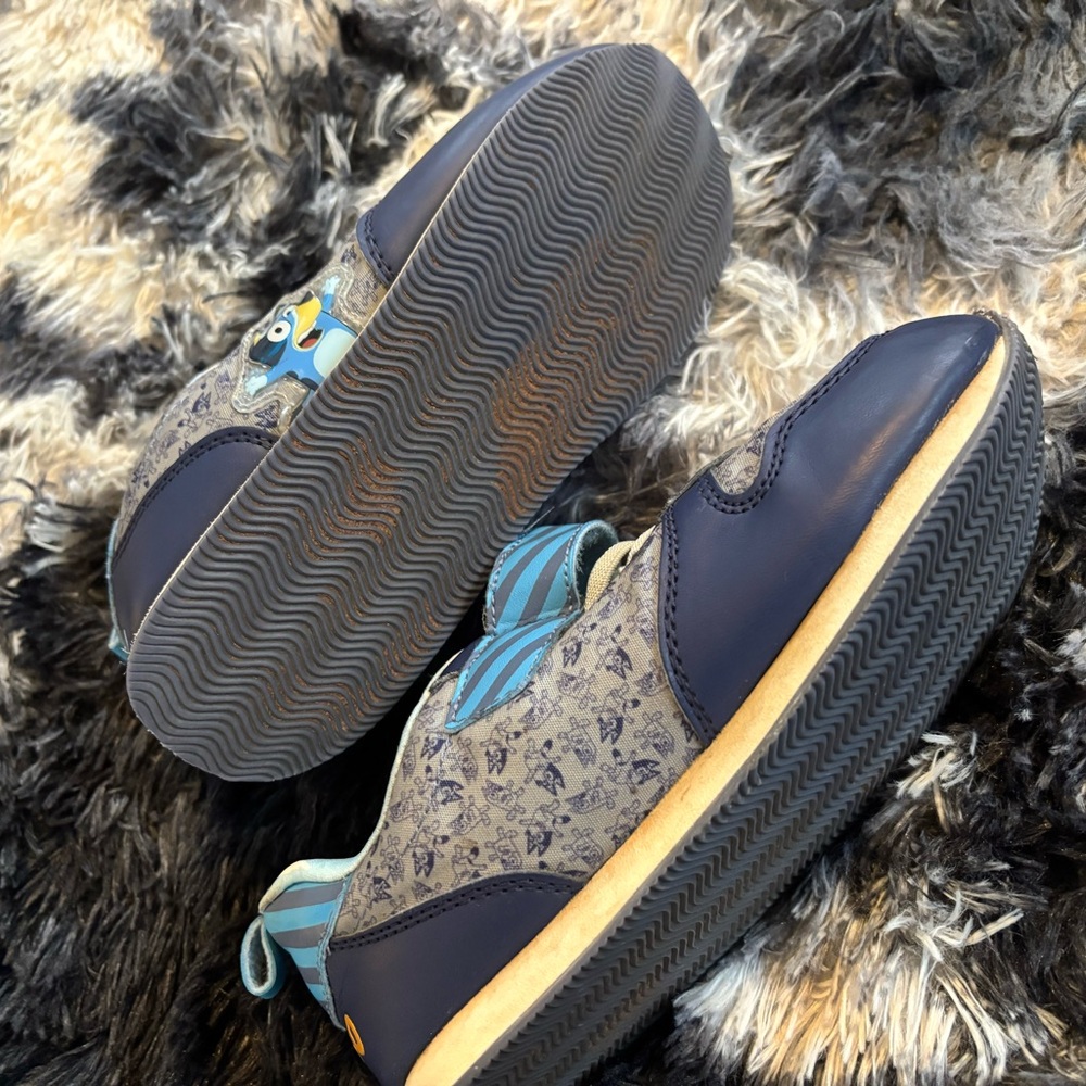 Boy’s Bluey and Bingo Sneakers - Picture 6 of 6